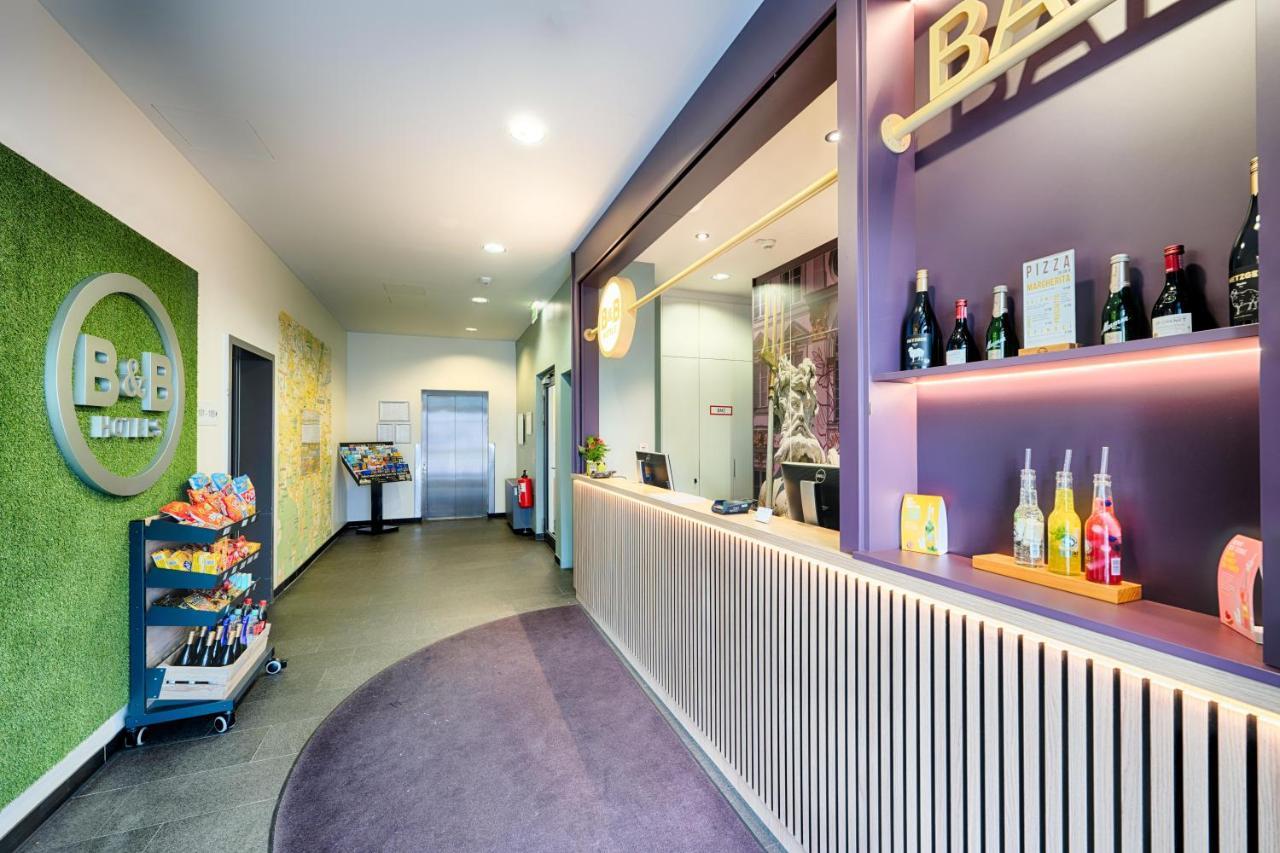 B&B Hotel Muenchen-Moosach Екстериор снимка