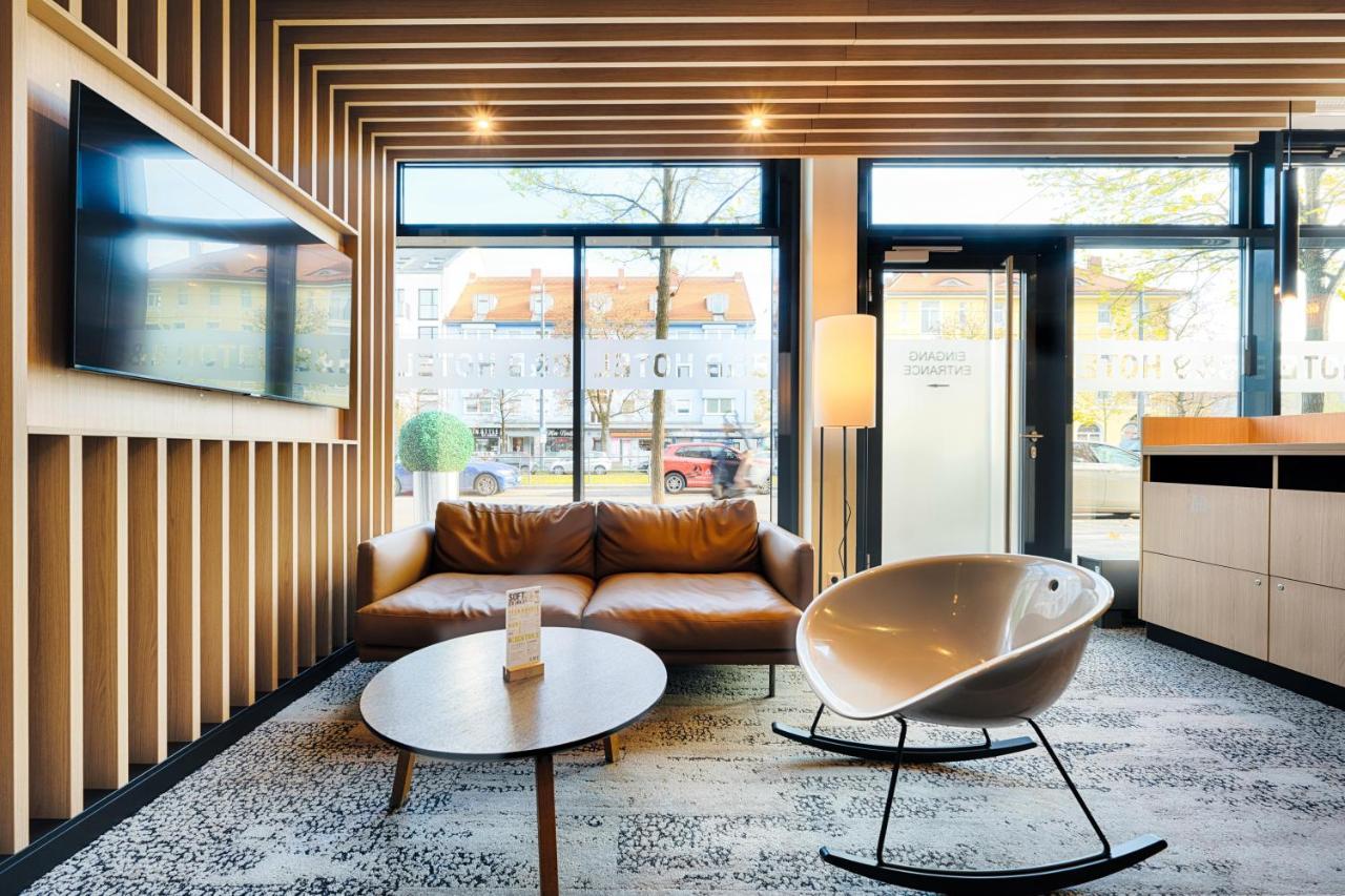 B&B Hotel Muenchen-Moosach Екстериор снимка
